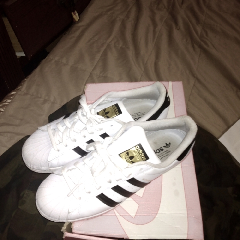 Men Adidas shoes
